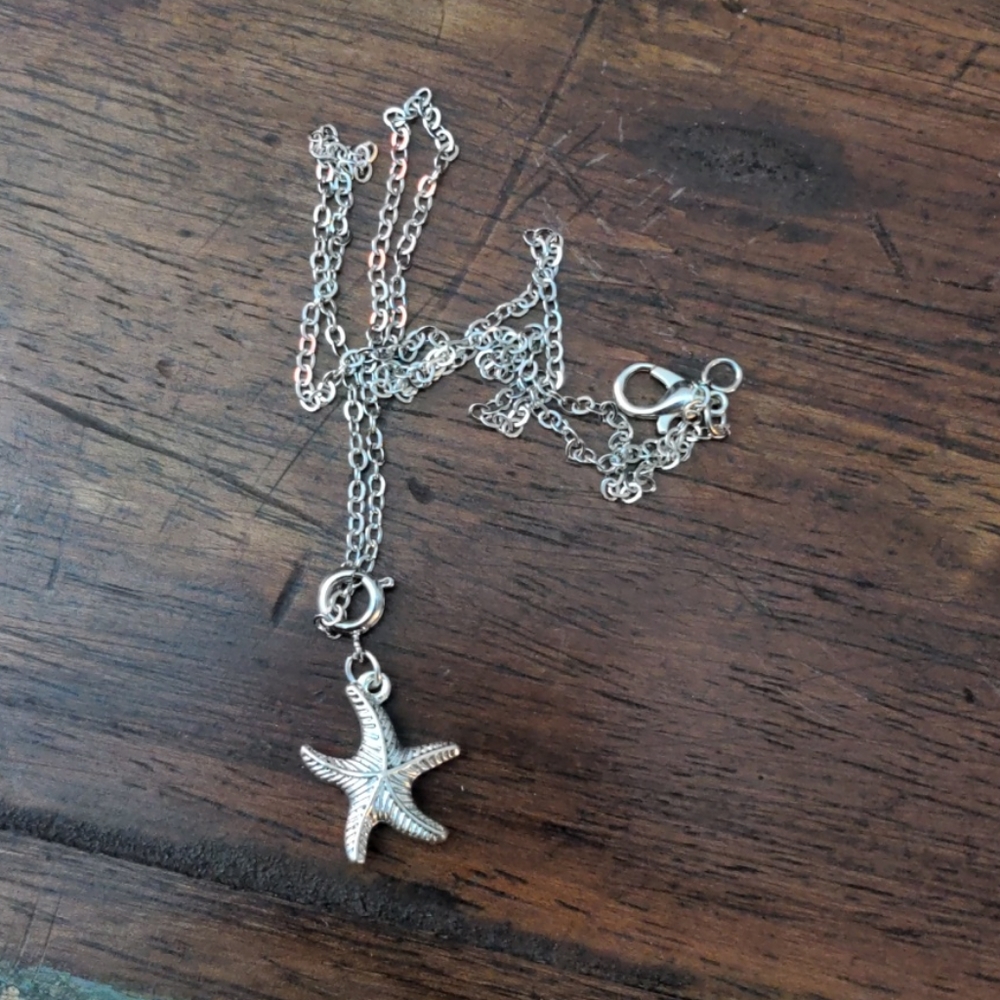 Starfish necklace